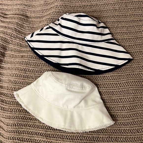 J. Crew / none set2 women bucket size s/m